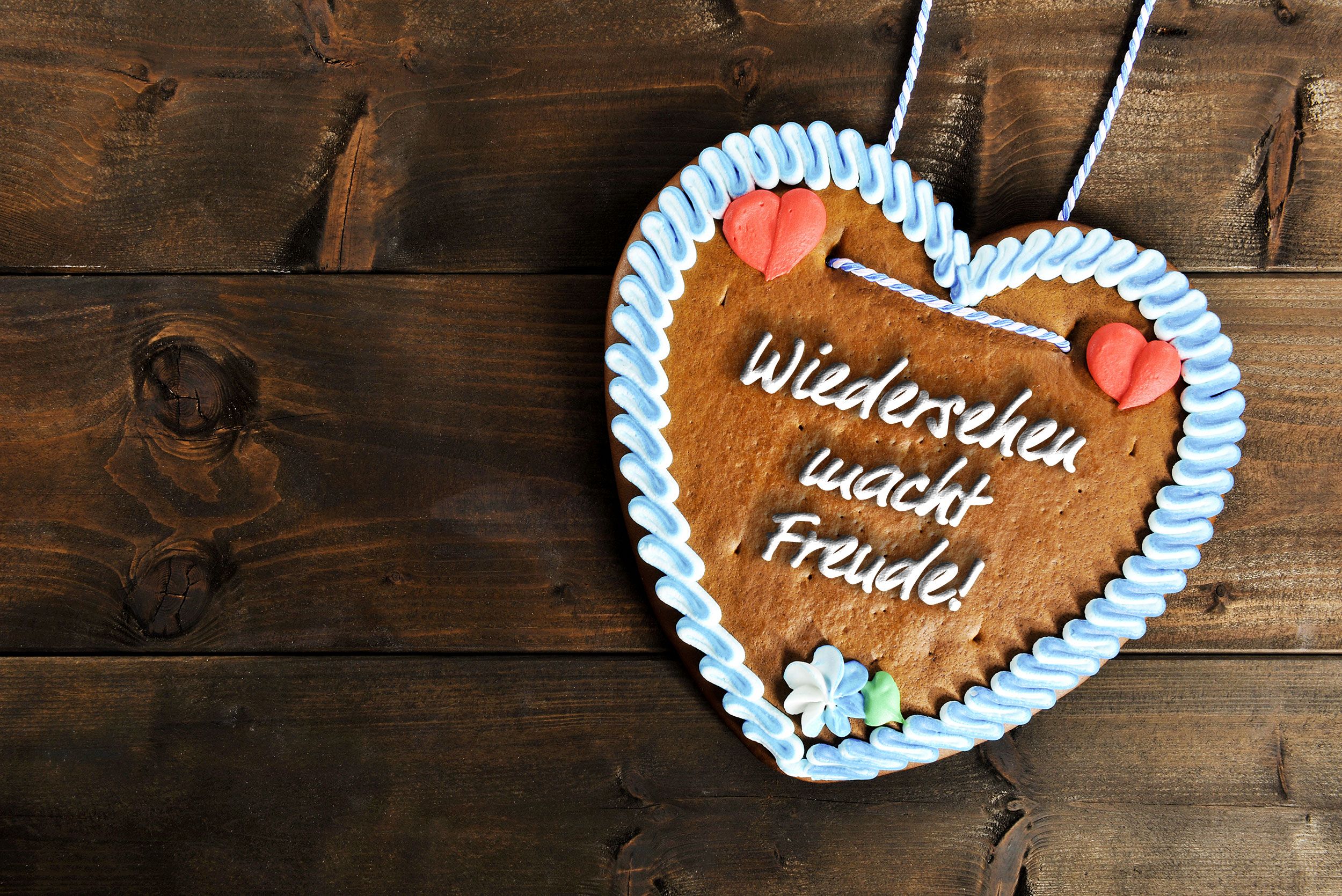 Lebkuchenherz mit der Aufschrift: „Wiedersehen macht Freude!“